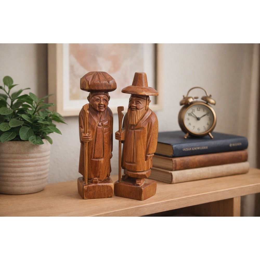 Vintage Hand Carved‎ Wood Asian Couple Figurines Folk Art Statue Set 7"
